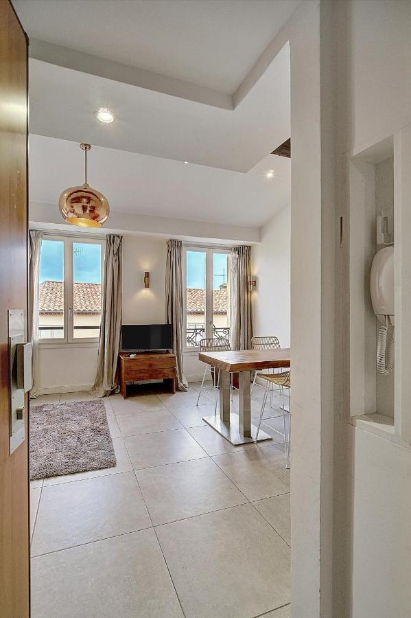 Magnifiques Appartements A 2 Pas Du Palais คานส์ ภายนอก รูปภาพ